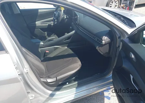 2023 Hyundai Elantra Sel from USA, damaged, VIN 5NPLM4AG2PH104295